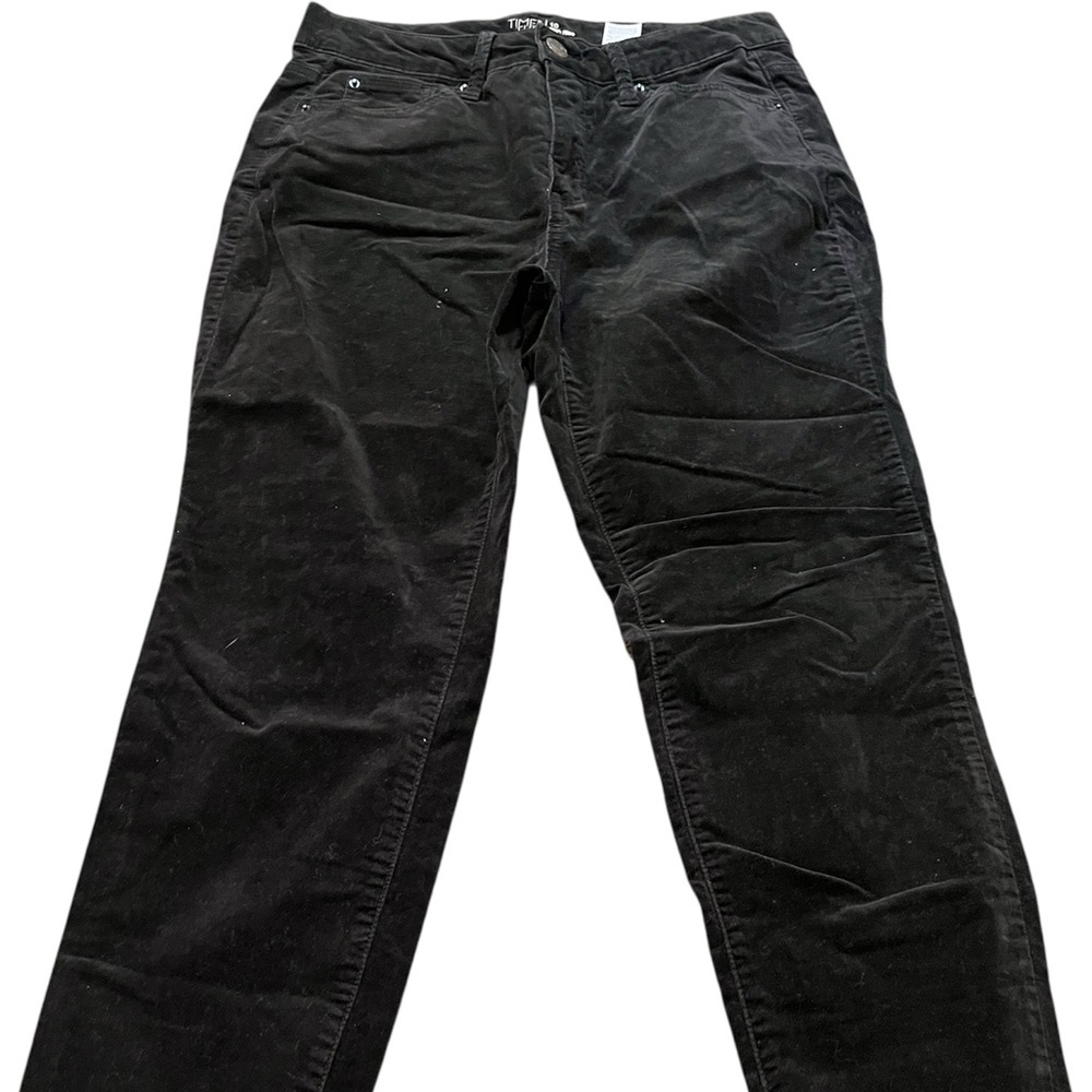 Time and Tru Women’s High Rise Skinny Black Jeans